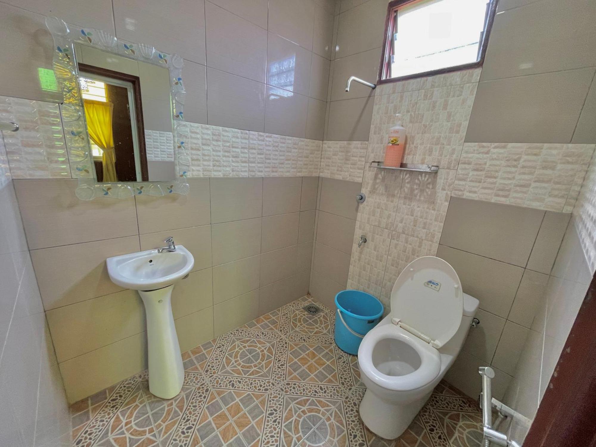 Tamteh Homestay Ayer Hitam Экстерьер фото